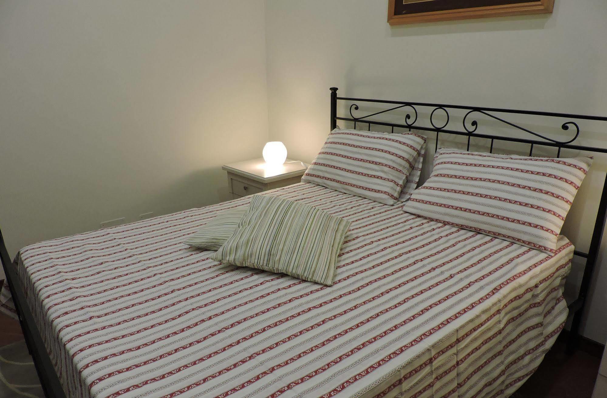 Living Rome Ottaviano B&B Экстерьер фото
